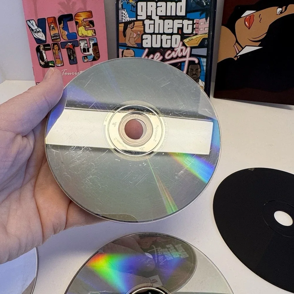 5‎ Game GTA Lot – PS2 Trilogy + Vice City Disc Variants + GTA2 PS1